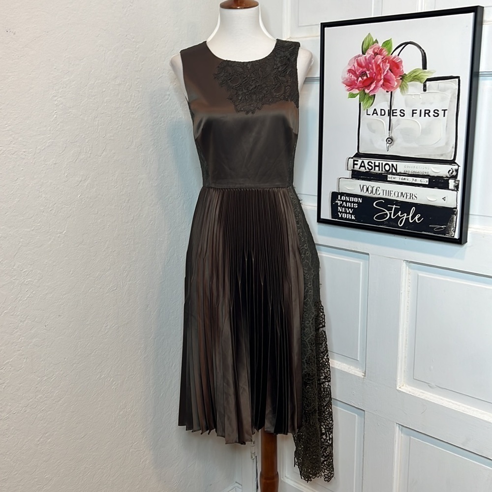 Karen Millen Brown Pleated Midi Dress with Lace Detail Size 4 - Picture 4 of 10